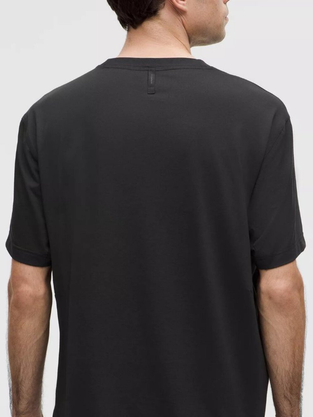 Lululemon License to Train Short Sleeve Shirt in Black